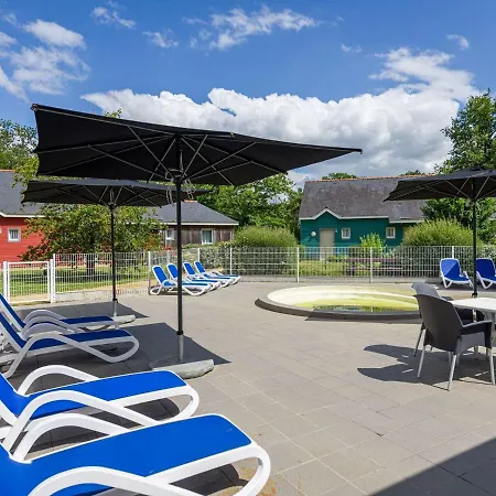 Vakantiehuis Beautiful Holiday With Linen Package